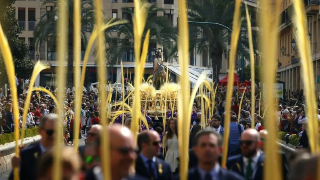 Experiencing the Holy Week from Ostrava: A Glimpse into Spanish Traditions